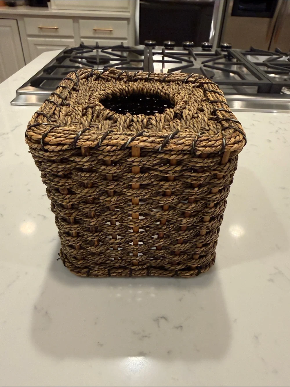 Handwoven Seagrass Tissue Box Cover | Rustic Farmhouse Coastal Decor